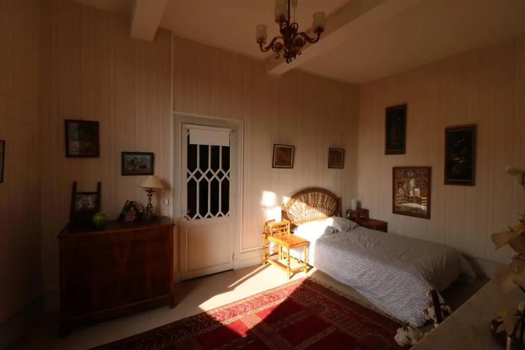 Tatil Evi Ancien Presbytere Au Coeur Du Village Mauvezin