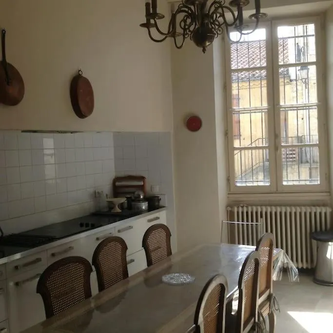 Ancien Presbytere Au Coeur Du Village Mauvezin
